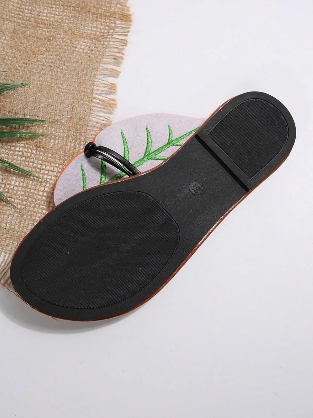Leaf-Accent Women's Thong Sandals in Orange & Green